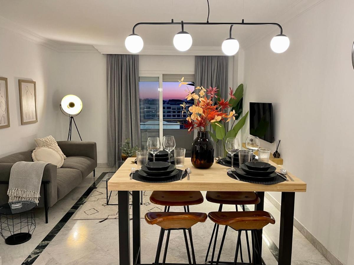 Puerto Banus Beach Moderno Apartamento 马尔韦利亚 外观 照片